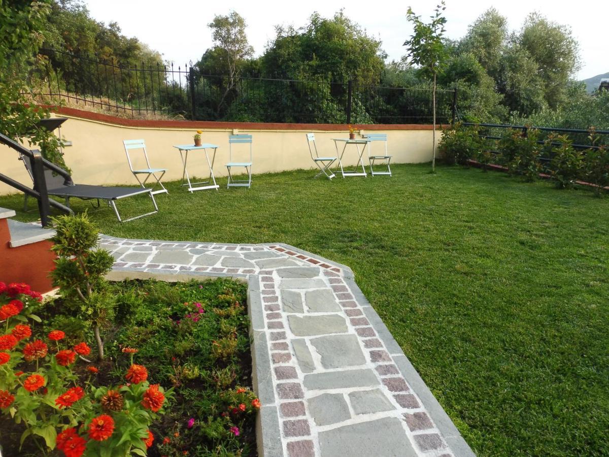 Helianthos Villa - Apartment No3 カヴァラ エクステリア 写真
