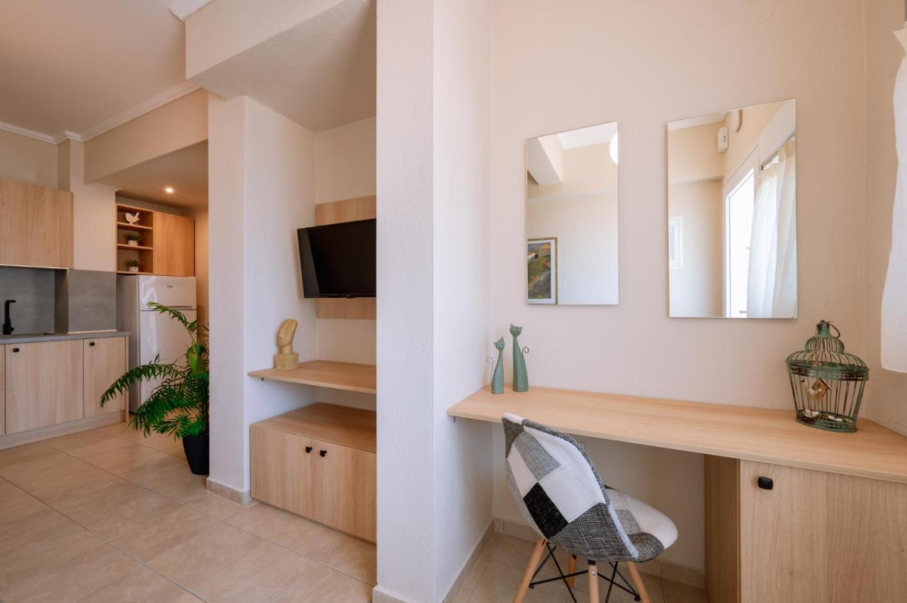 Helianthos Villa - Apartment No3 カヴァラ エクステリア 写真